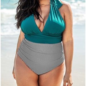 Cupshe Brand New 2X Halter Top One Piece Swimsuit